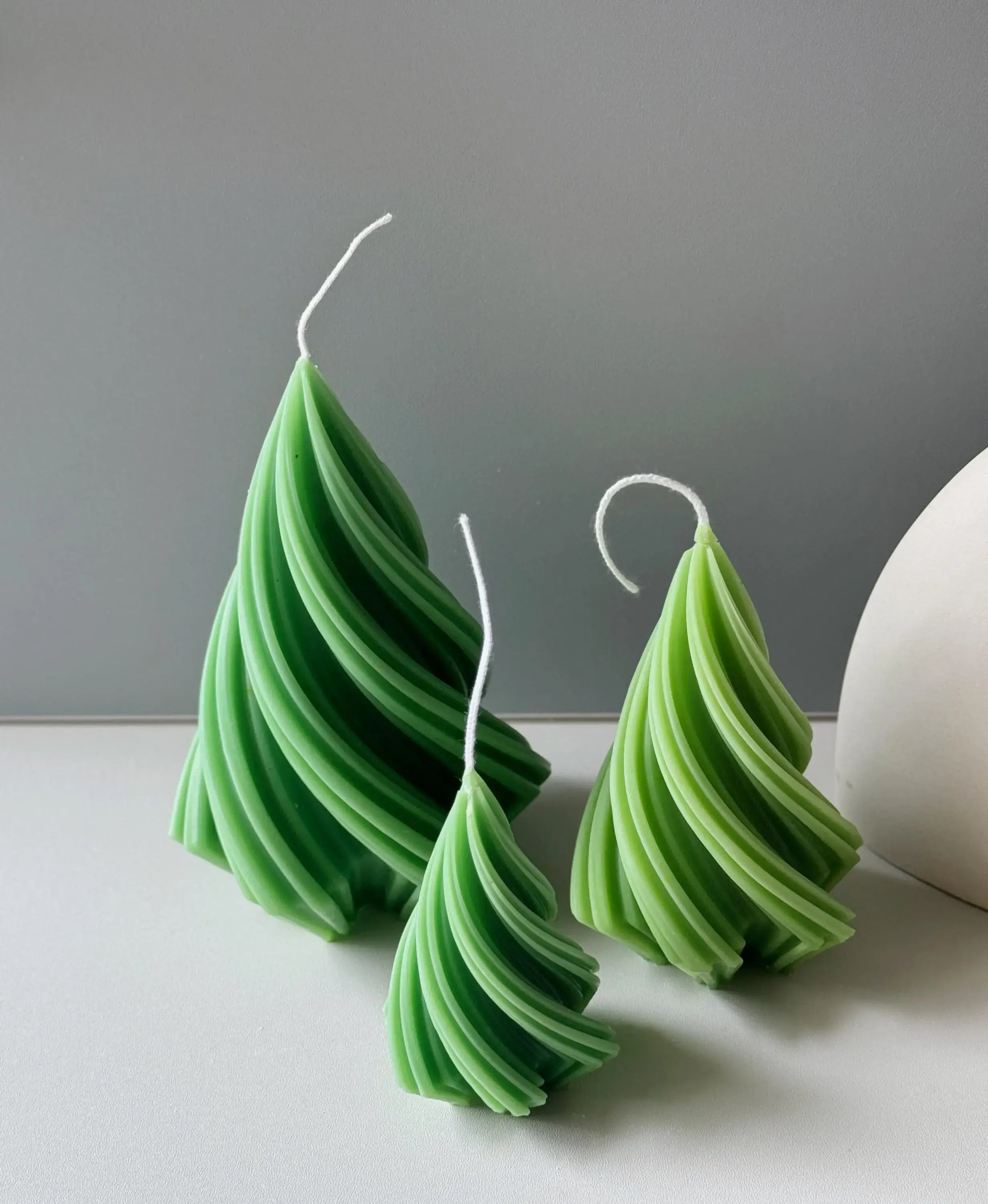 Modern Swirling Christmas Tree Candles for Elegant Holiday Decor